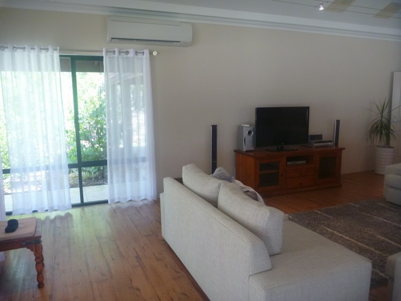 132 Cardup Siding Road, Byford WA 6122