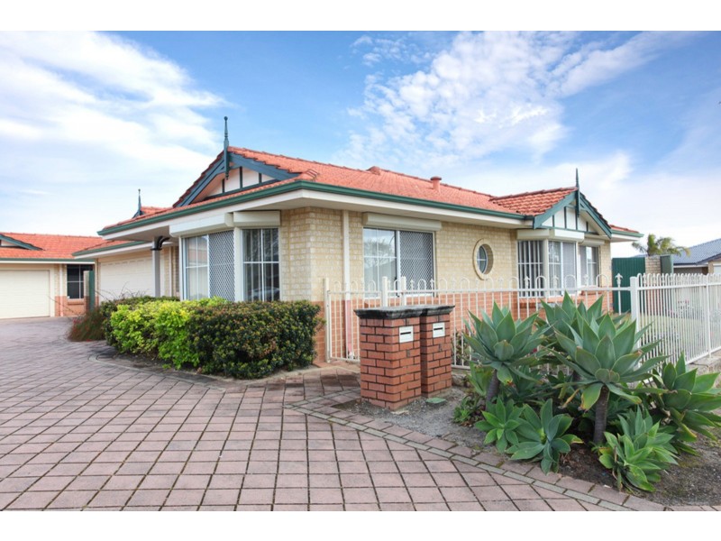 76A Towncentre Drive, Thornlie WA 6108
