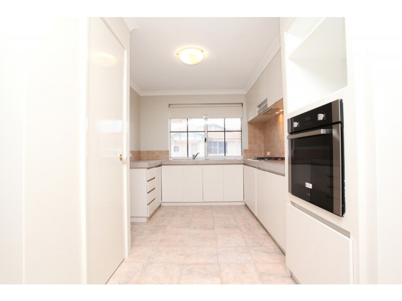 76A Towncentre Drive, Thornlie WA 6108