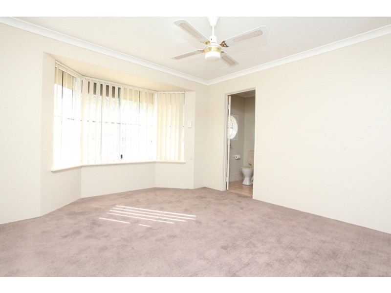 76A Towncentre Drive, Thornlie WA 6108