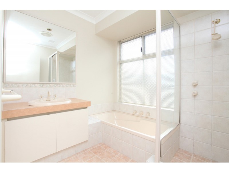 76A Towncentre Drive, Thornlie WA 6108