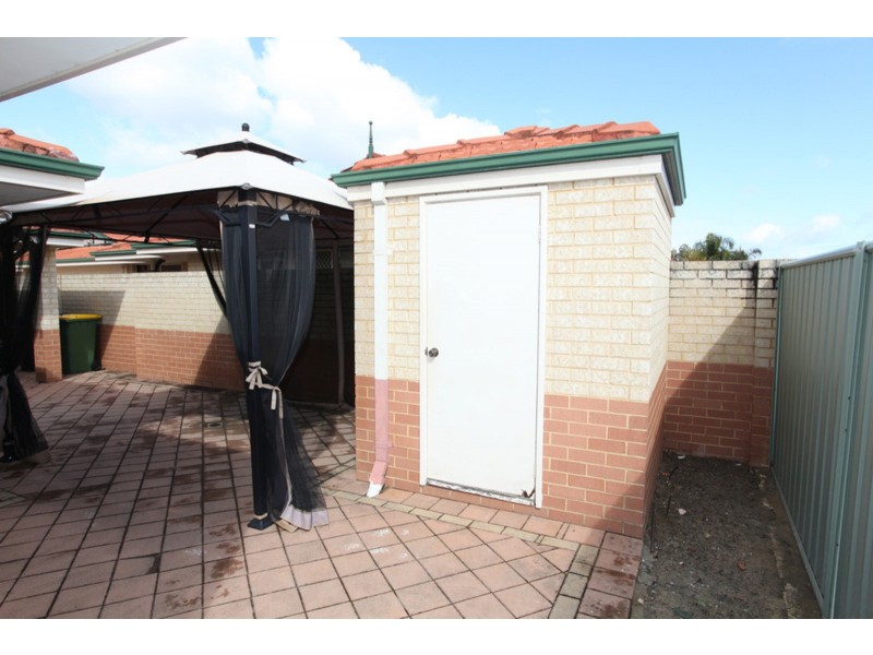 76A Towncentre Drive, Thornlie WA 6108