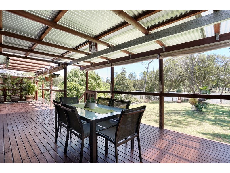 23 Riversleigh Rd, Beachmere QLD 4510