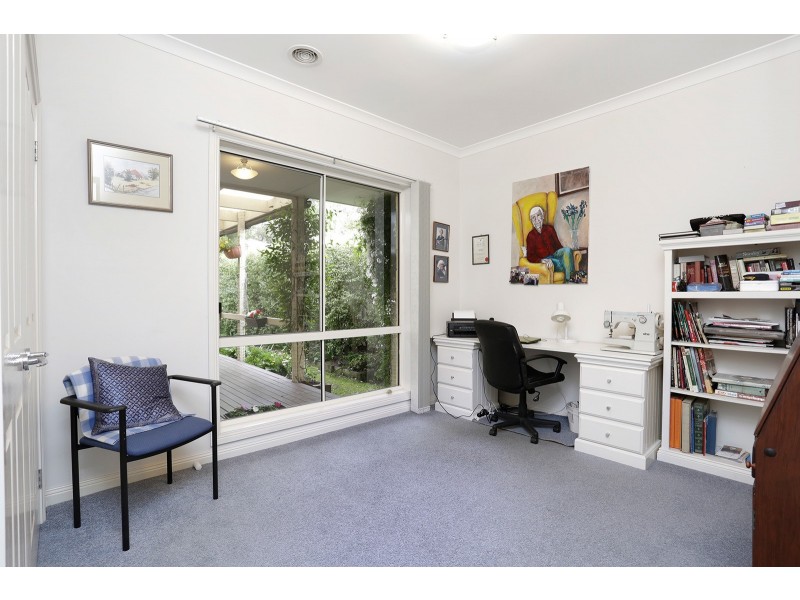 1/105 Bonnie View Road, Croydon North VIC 3136