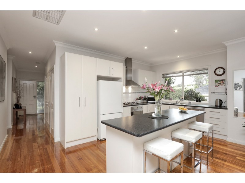 1/105 Bonnie View Road, Croydon North VIC 3136
