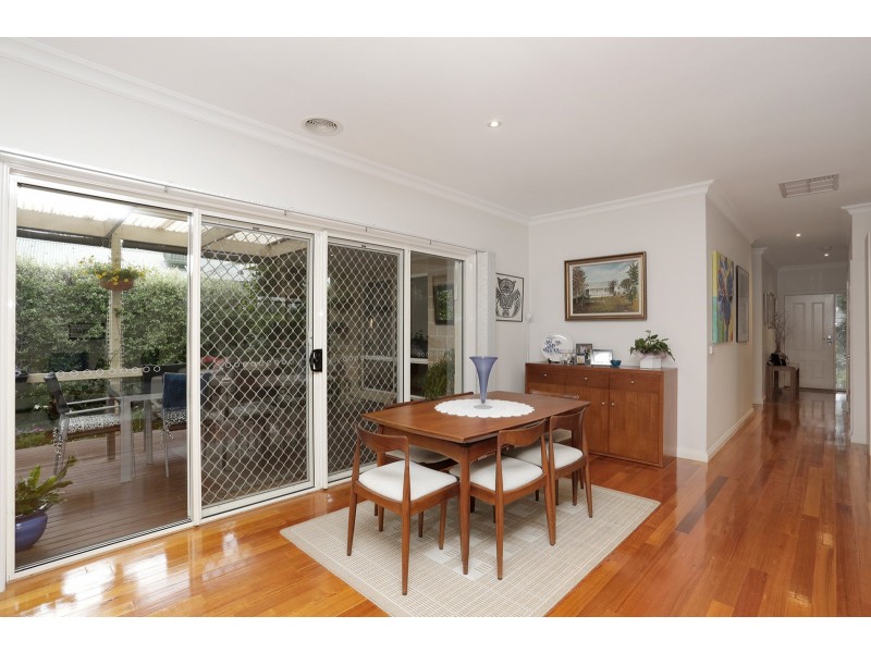 1/105 Bonnie View Road, Croydon North VIC 3136
