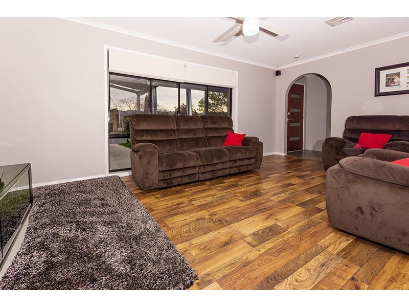 4 Bartels Place, Banks ACT 2906