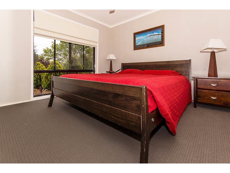 4 Bartels Place, Banks ACT 2906