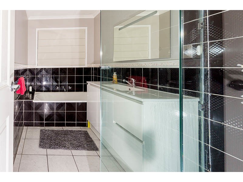 4 Bartels Place, Banks ACT 2906