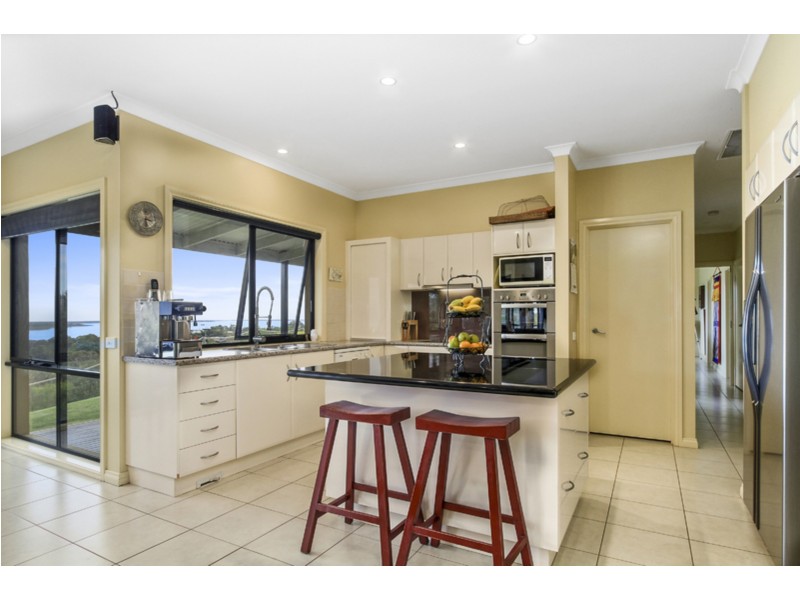 40 The Terrace, Metung VIC 3904