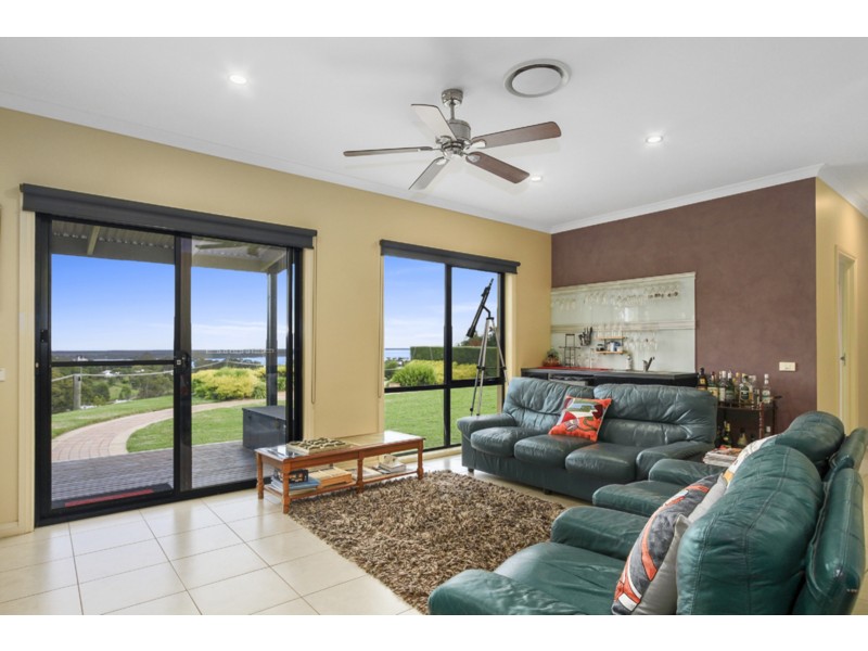 40 The Terrace, Metung VIC 3904