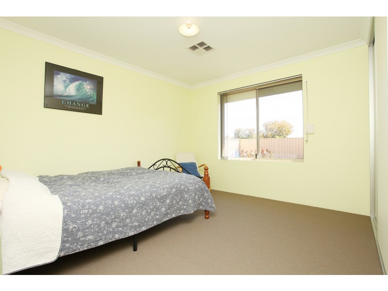24(OM) 21.05 Oakbank Crescent, Butler WA 6036
