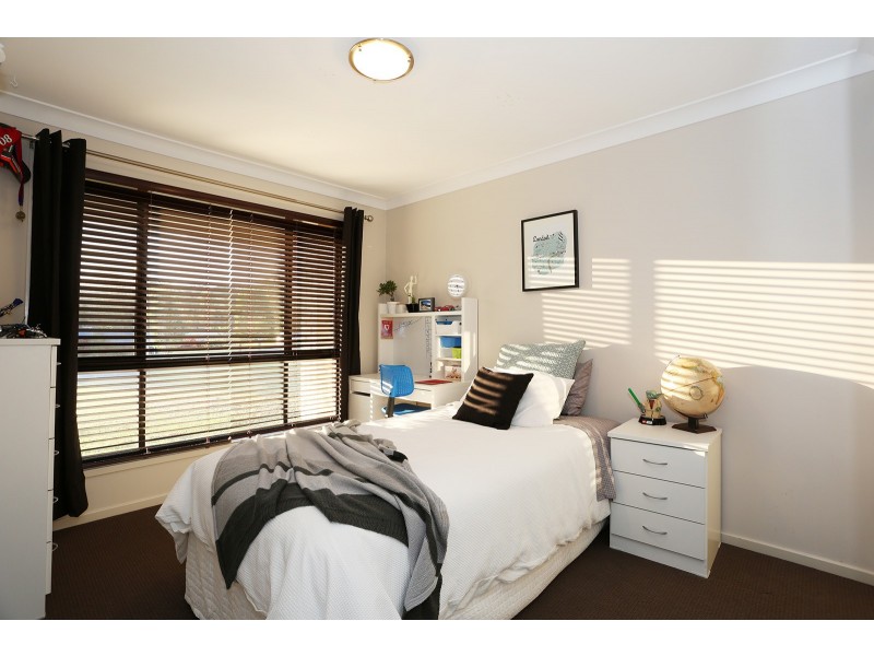 18-30 Borrowdale Court, Mundoolun QLD 4285