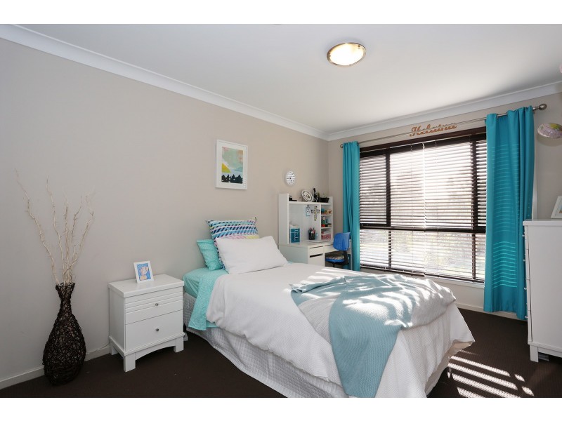 18-30 Borrowdale Court, Mundoolun QLD 4285