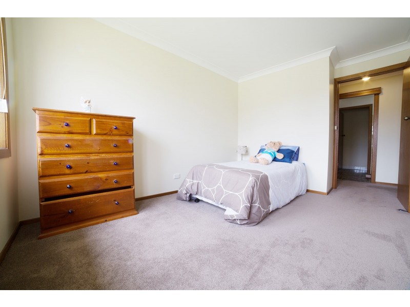 1 Houston Avenue, Tenambit NSW 2323