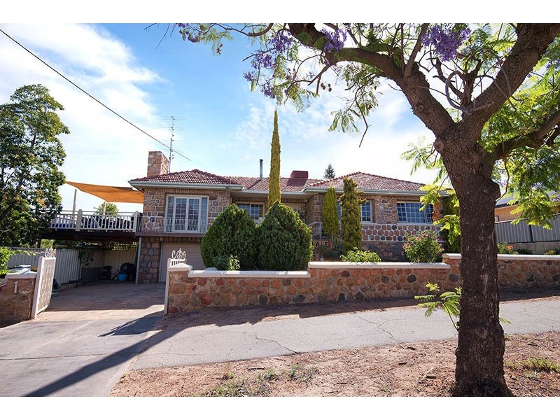 1 Christmass Street, Northam WA 6401