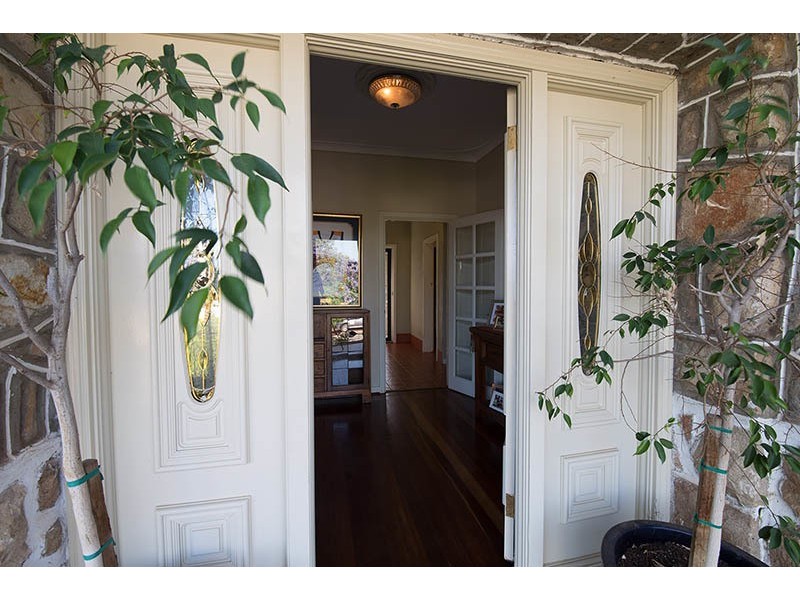 1 Christmass Street, Northam WA 6401