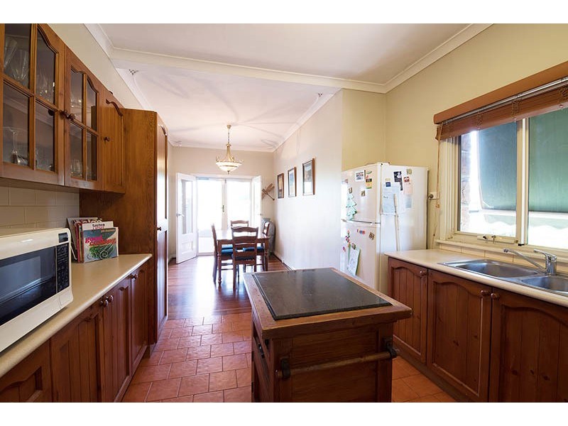 1 Christmass Street, Northam WA 6401