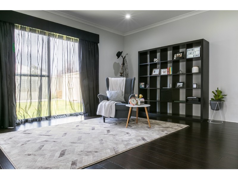 11  Solstice Way, Australind WA 6233