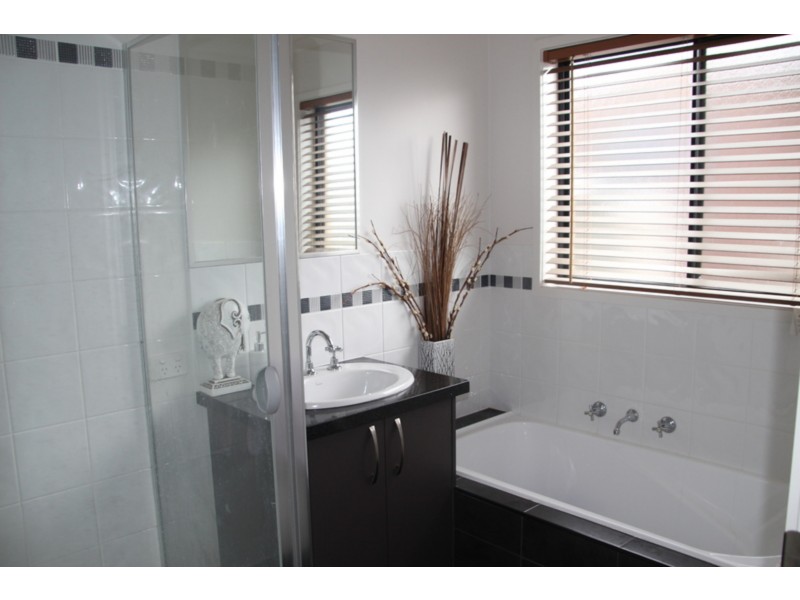 44 Soldatos Drive, Golden Square VIC 3555