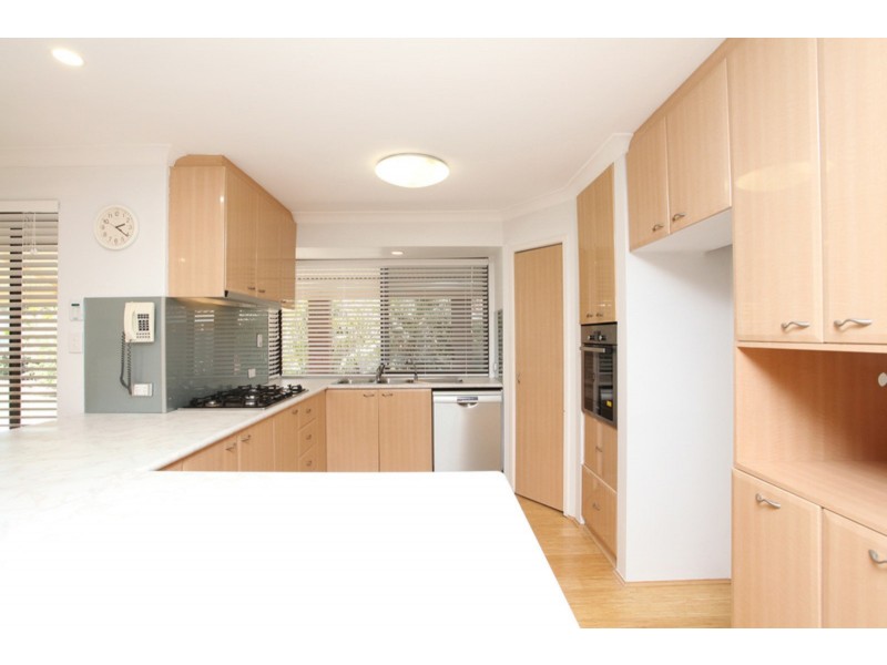 7 Howlett Place, Leeming WA 6149