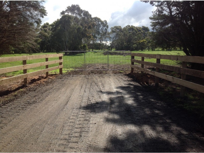 Lot 2/565 Lynnes Road, Wattle Bank VIC 3995