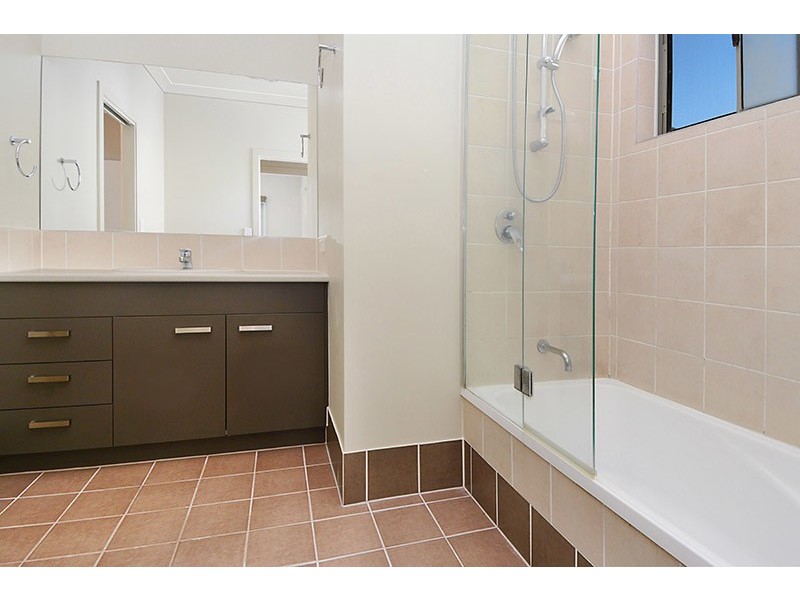 1/54 Cambridge Street, Carina Heights QLD 4152