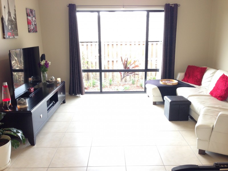 27 TREELINE CIRCUIT, Upper Coomera QLD 4209
