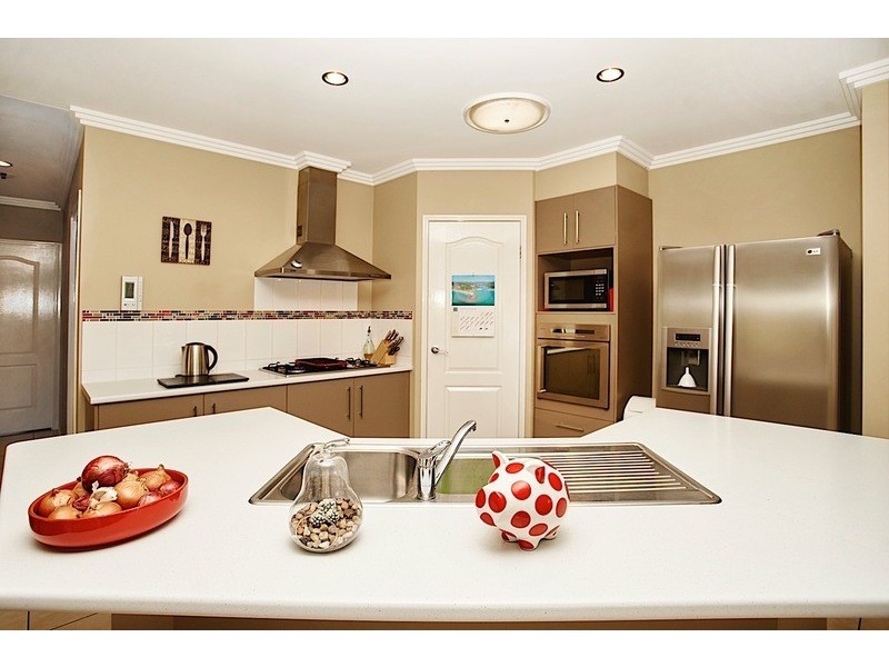 27 TREELINE CIRCUIT, Upper Coomera QLD 4209