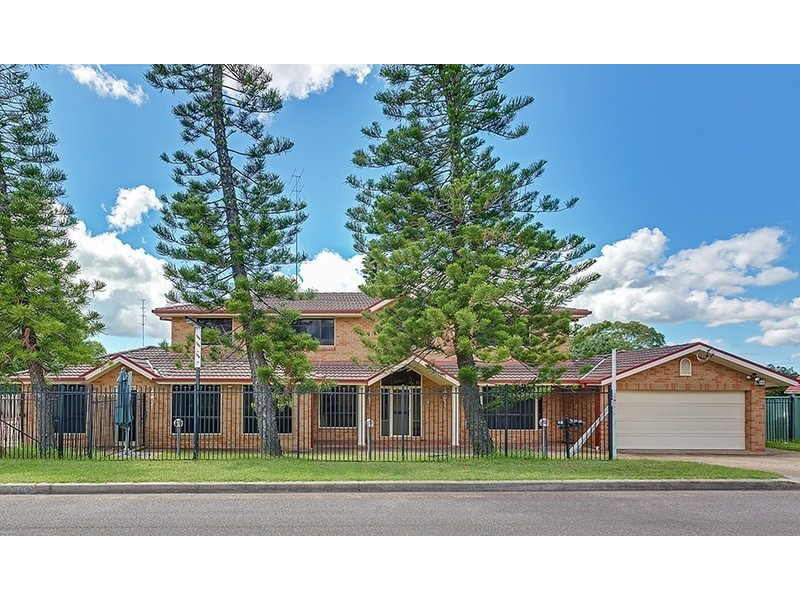 199 Lake Rd, Elermore Vale NSW 2287