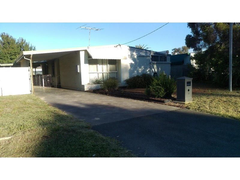 18 Whittome St, Middle Swan WA 6056