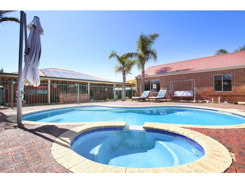 73 Giralia Parkway, Ballajura WA 6066