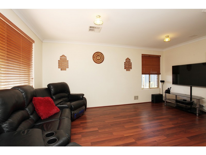 73 Giralia Parkway, Ballajura WA 6066