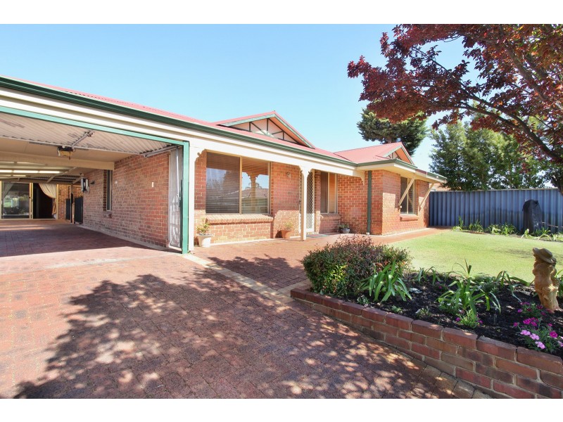 73 Giralia Parkway, Ballajura WA 6066