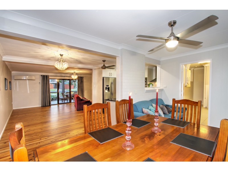 24 Holiday Parade, Scarness QLD 4655