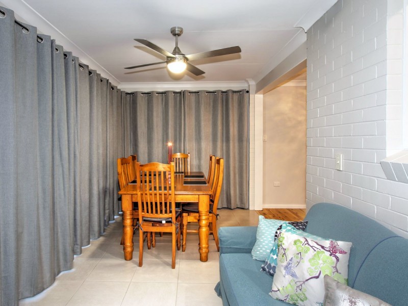 24 Holiday Parade, Scarness QLD 4655