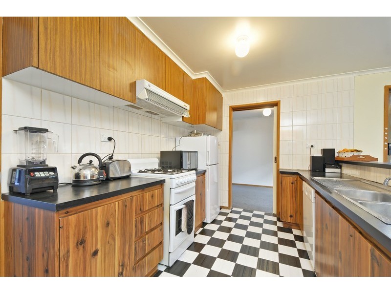 18 Hood Street, Rosedale VIC 3847