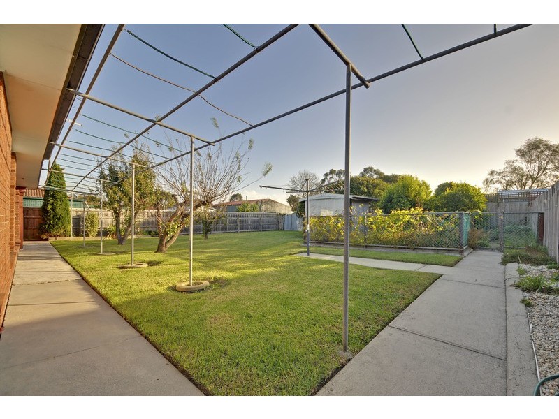 18 Hood Street, Rosedale VIC 3847