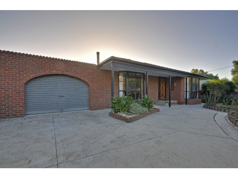 18 Hood Street, Rosedale VIC 3847