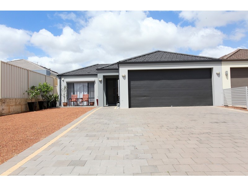 41 Larwood Cresent, High Wycombe WA 6057