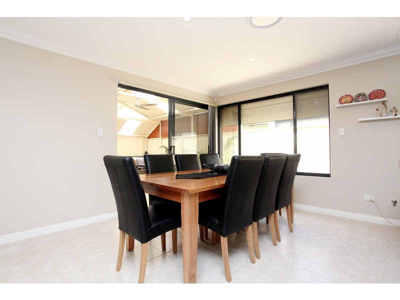 41 Larwood Cresent, High Wycombe WA 6057