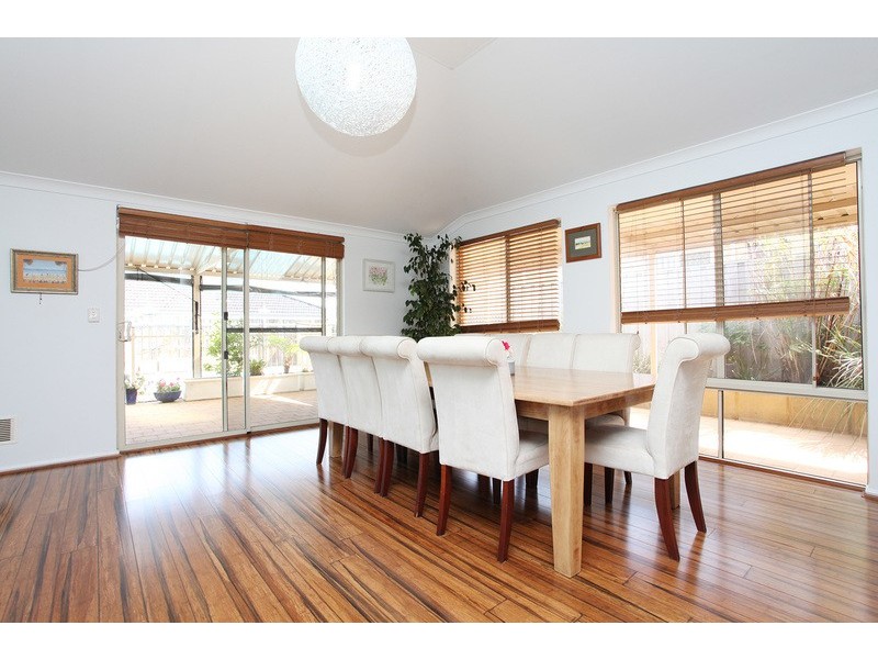 24 Seaforth Drive, Halls Head WA 6210
