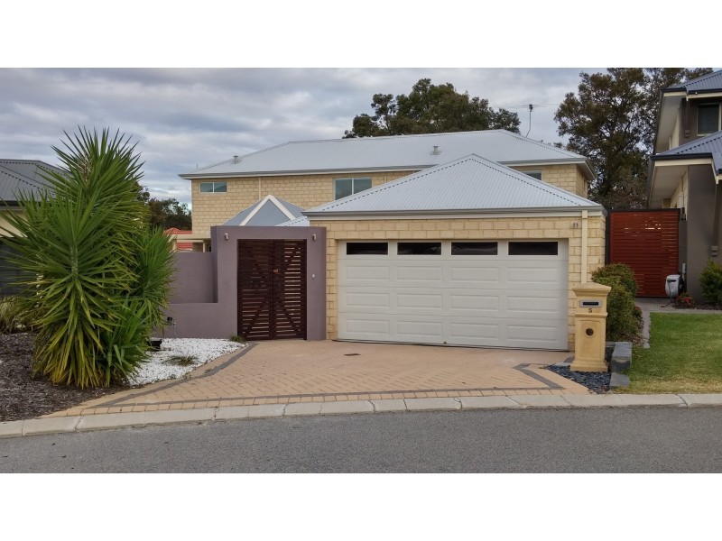 5 Auberge Lane, The Vines WA 6069
