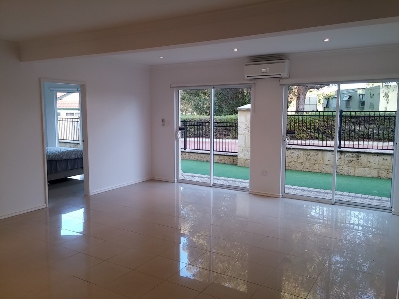 5 Auberge Lane, The Vines WA 6069