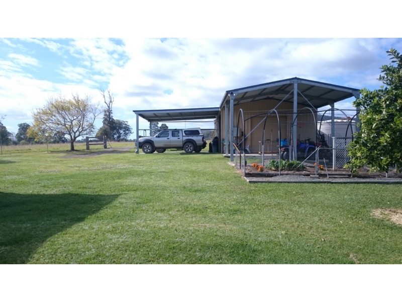 436 Careys Road, Hillville NSW 2430