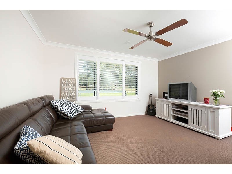 39 Glider Avenue, Darawank NSW 2428