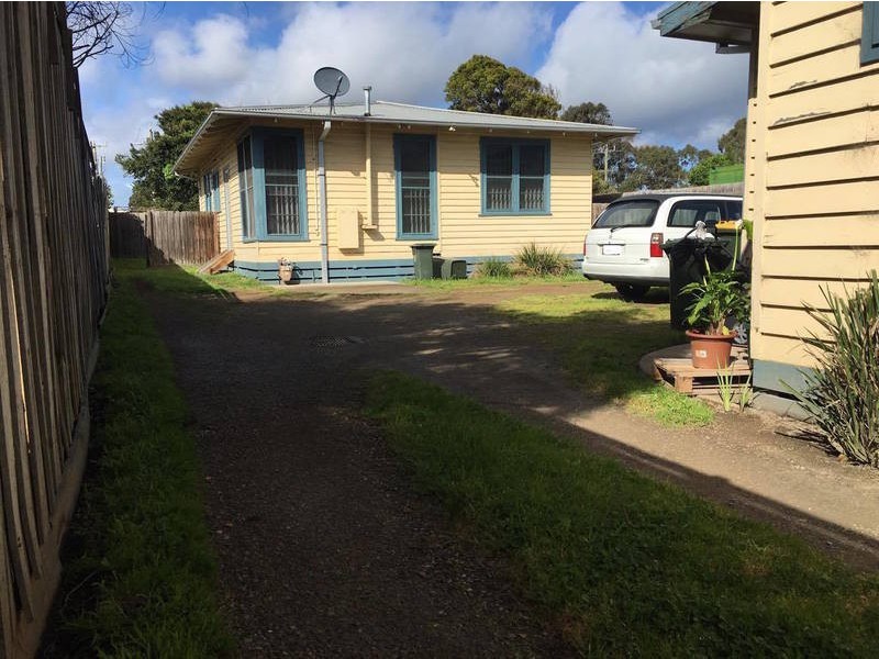 A and B/7 Ebdale Street, Frankston VIC 3199