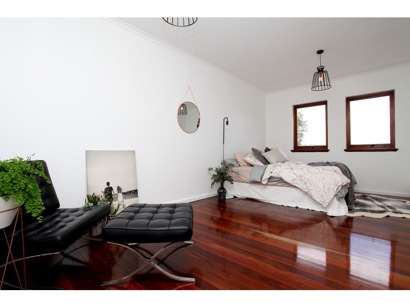 33 Bolton Place, Fremantle WA 6160