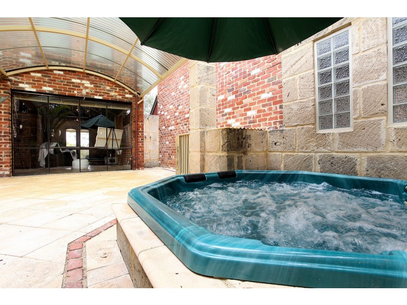 33 Bolton Place, Fremantle WA 6160