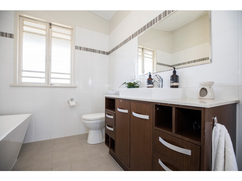 18B Allendale Drive, Alligator Creek QLD 4816